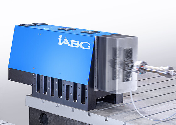 Highly dynamic linear drive for function test benches in automotive development with HIL integration